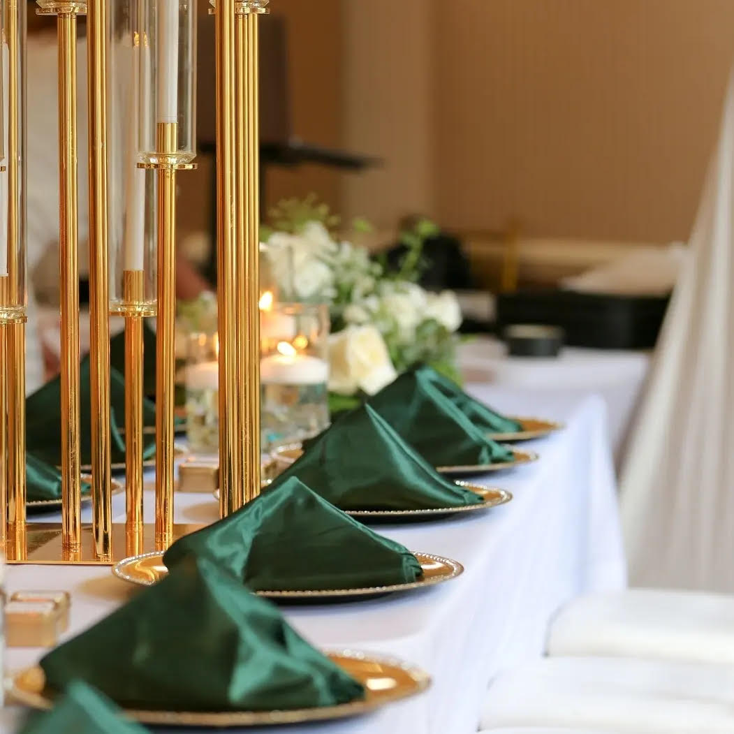 Emerald Napkin Place Setting